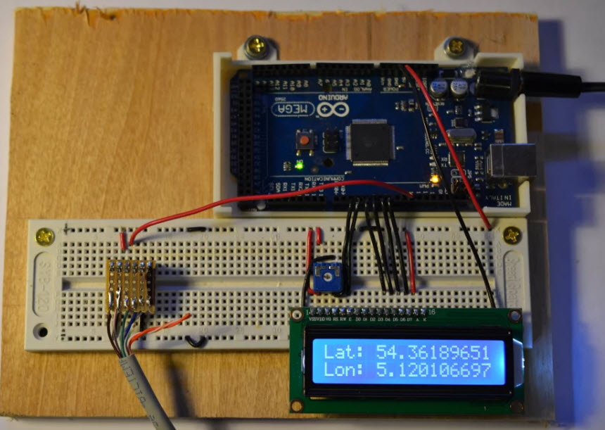 GPS时钟使用带液晶显示器的Arduino板