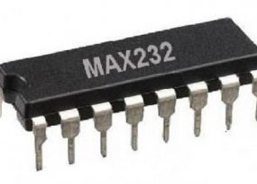 MAX232芯片